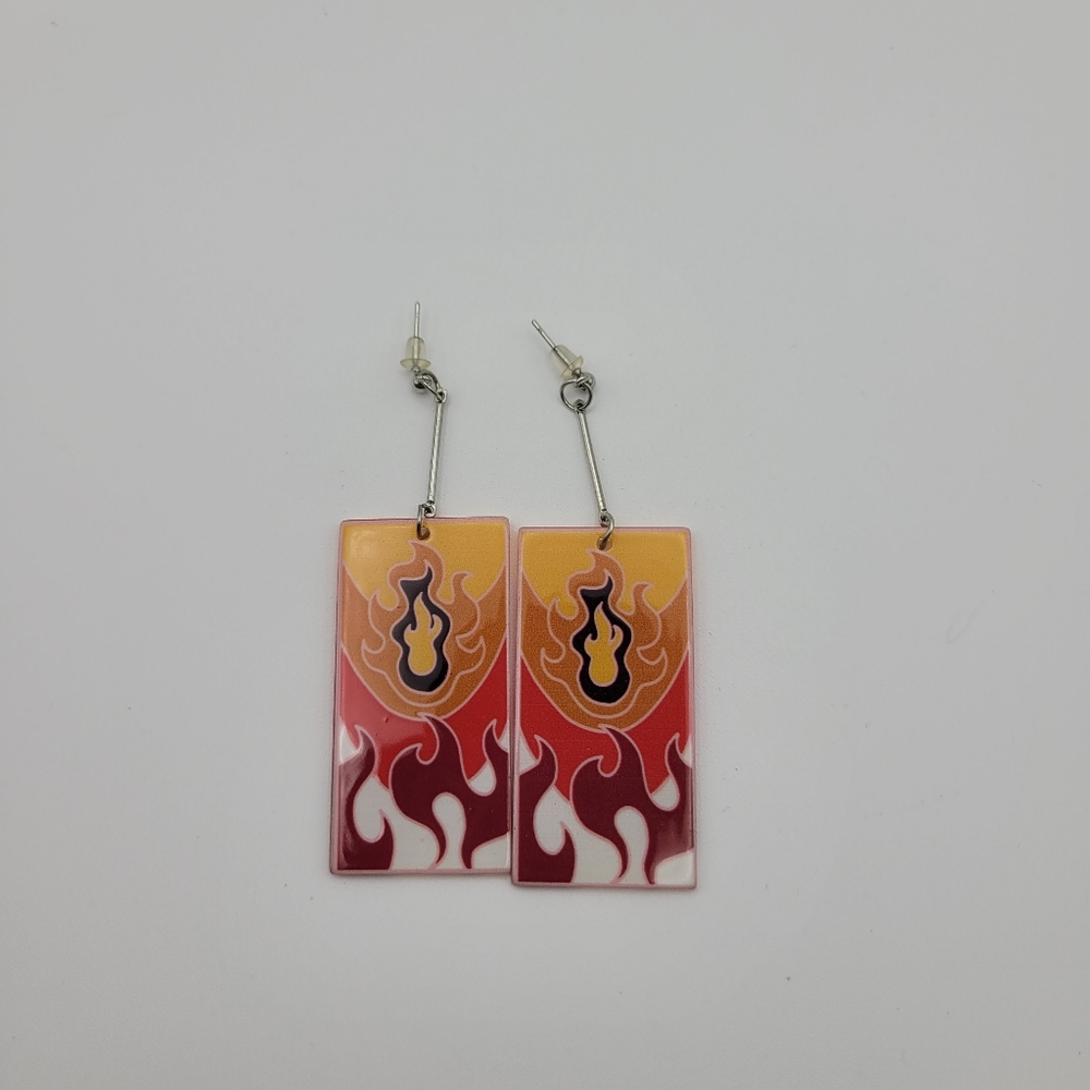 Flame Design Rectangular Earrings - Picture 2 of 5
